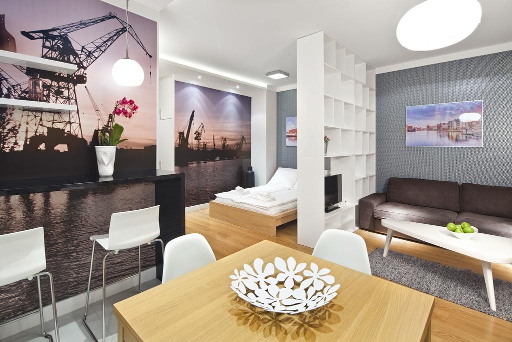 Apartamenty Szeroka - Old Town Holidays Home Gdansk Room photo